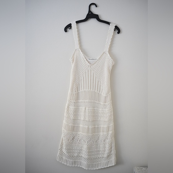 Abercrombie & Fitch Cream Crochet Knit Dress Boho Midi Size M (Tall) - Like New! - Picture 1 of 15